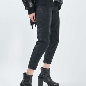TOPSHOP PETITE MOM JEANS
